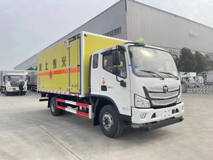 福田歐馬可5噸炸藥車