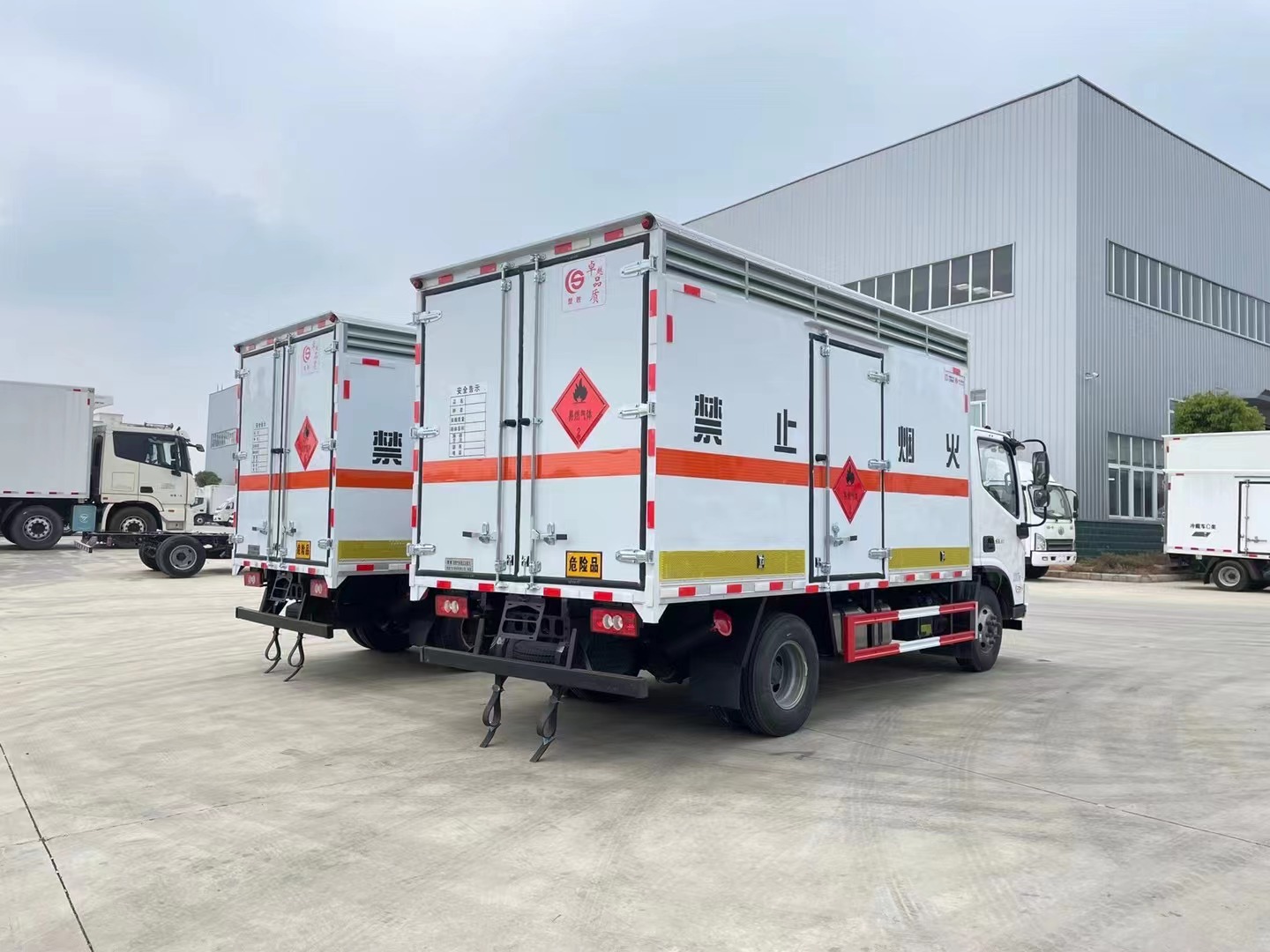 福田歐馬可黃牌4.3噸氣體廂式車