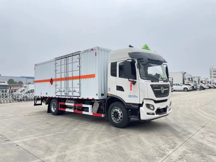 天錦2類氣瓶廂式車價格/6.2米氣體廂式多少錢