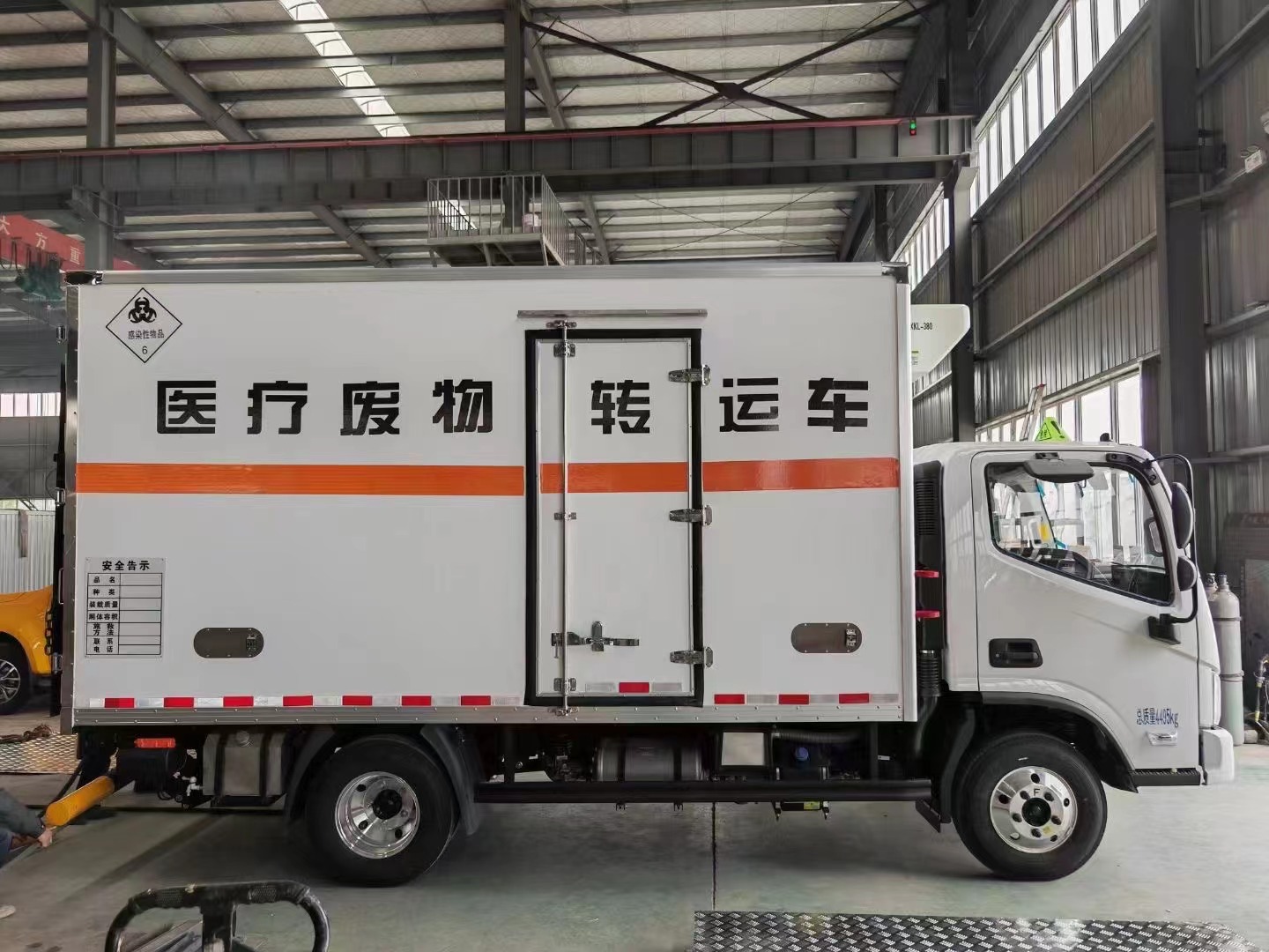 歐馬可藍牌醫(yī)療廢物轉運車